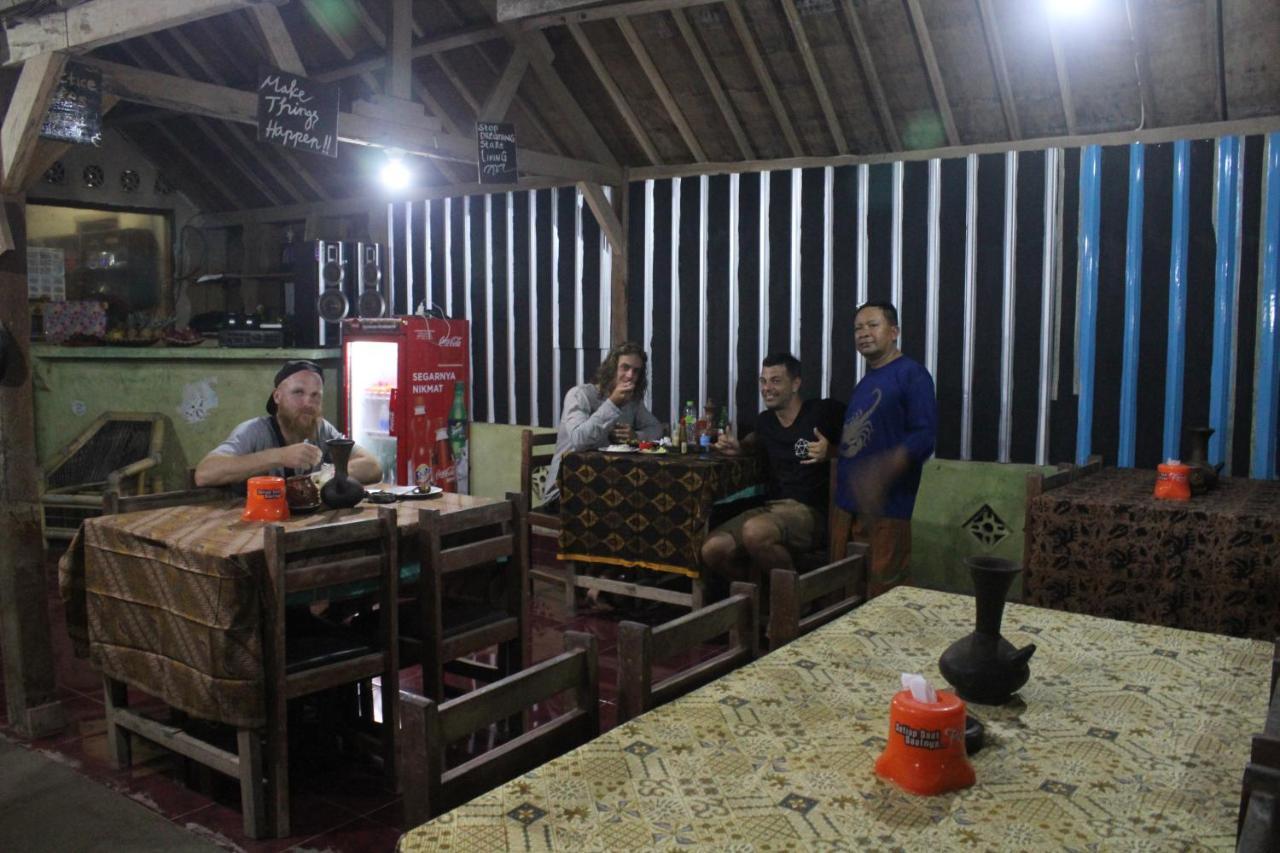 Duyung Rooms & Resto Gerupuk 붐방 외부 사진